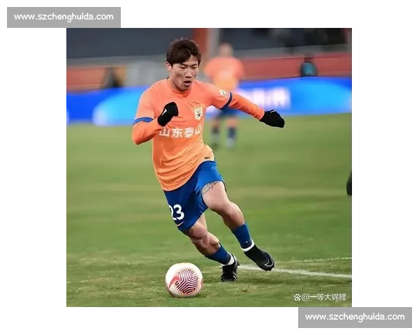 山东鲁能主场激战河南建业争夺关键三分比赛走势核心球员表现解析