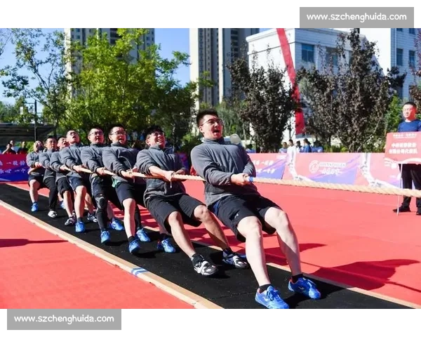 拔河比赛中的团结与拼搏精神：一场令人热血沸腾的挑战